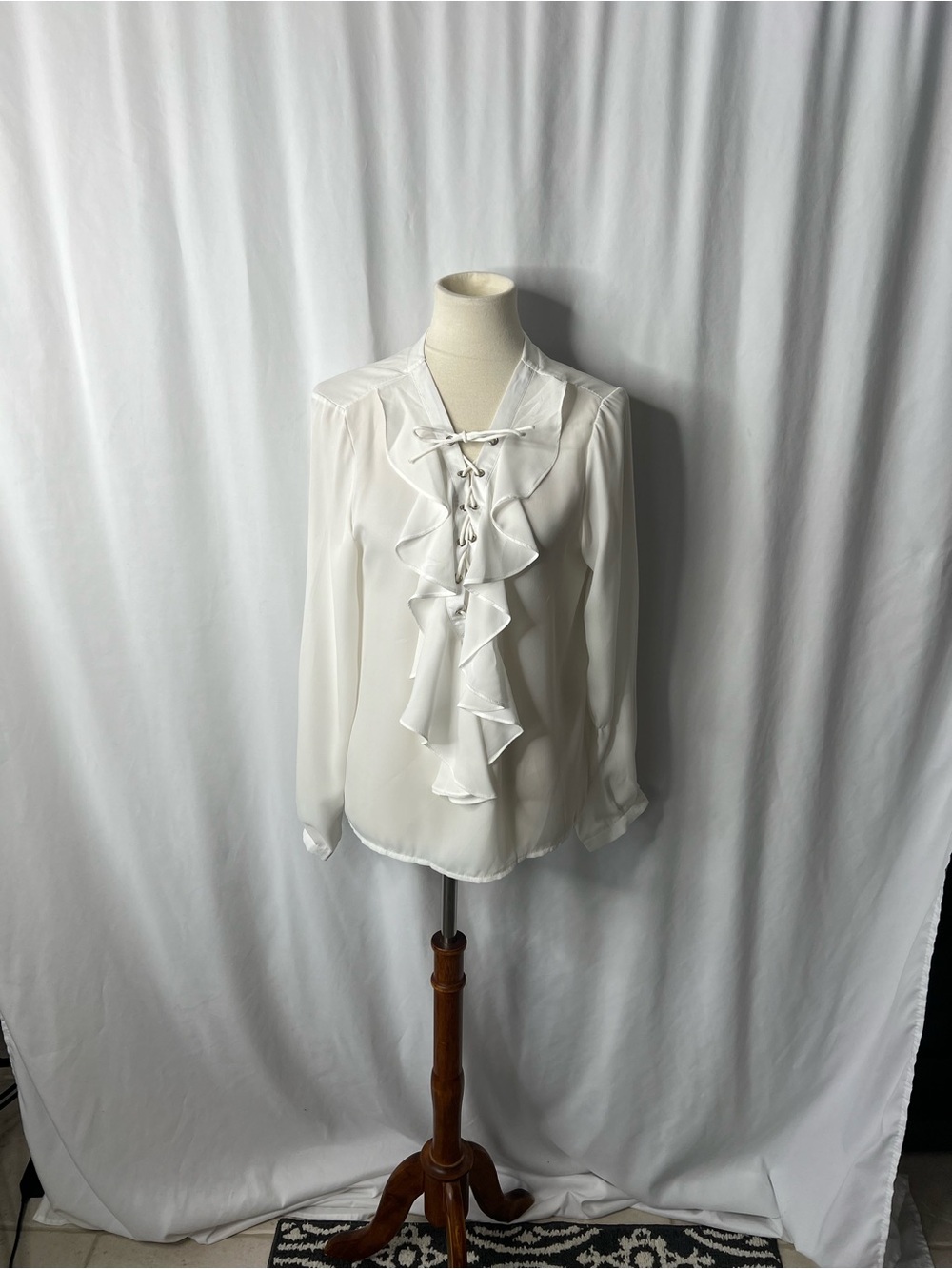 Celmia Collection White Ruffle Lace-Up Blouse Size XL